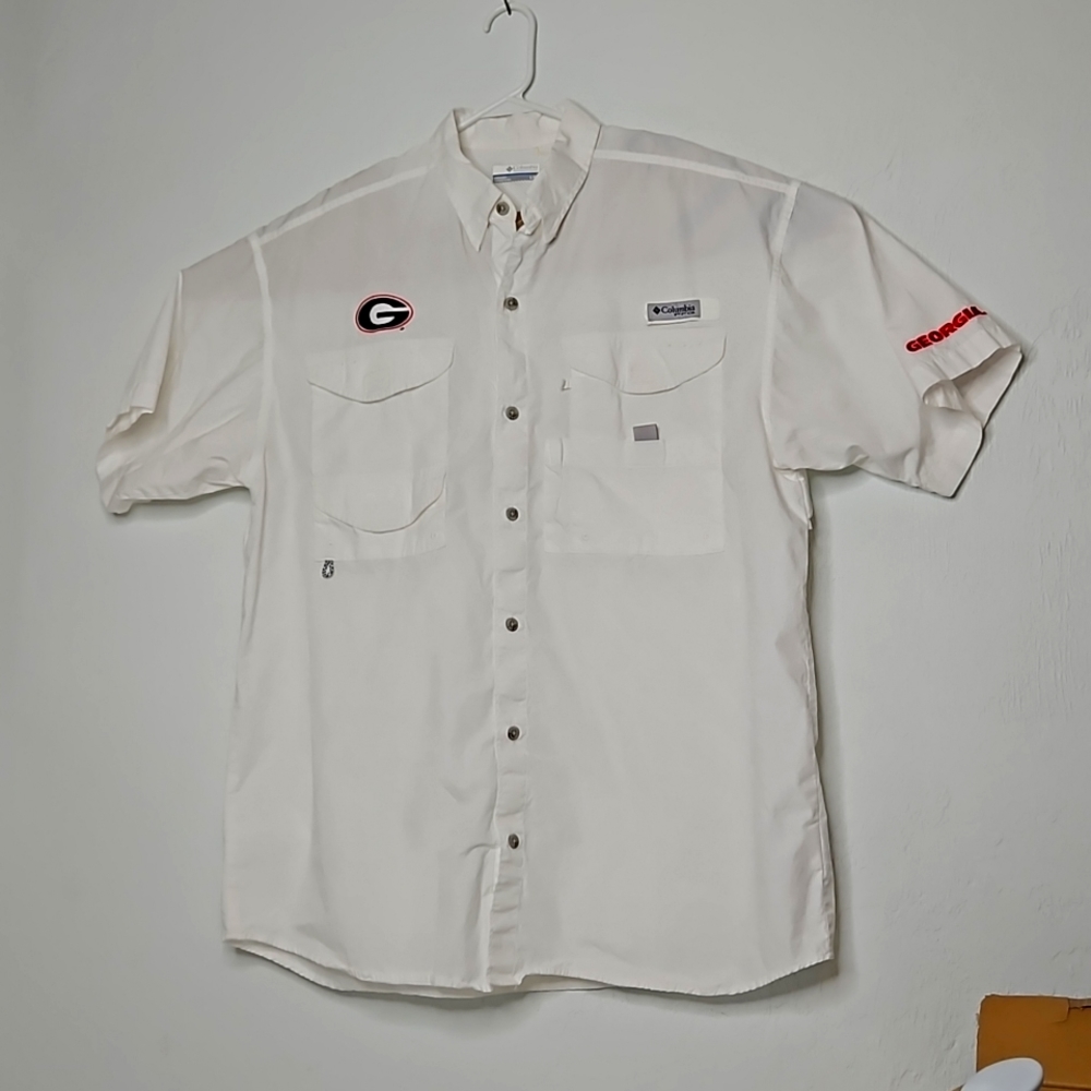 Columbia NWOT Men’s white short sleeve PFG shirt Large Georgia Bulldogs